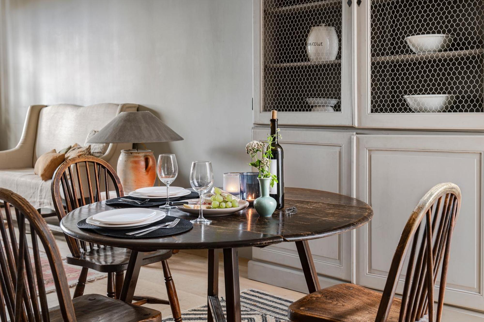 Guesthouse Aubrey - Charming Cottage In The Heart Of ברוז' מראה חיצוני תמונה